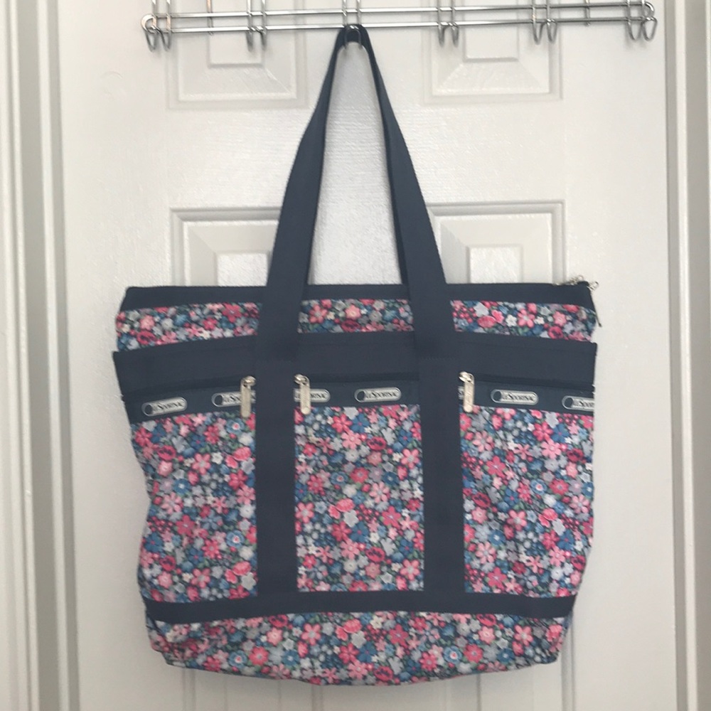 LeSportSac Large Zip-Top Tote